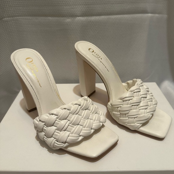 White Leather Braided Heels with Sculptural Design - Picture 1 of 4